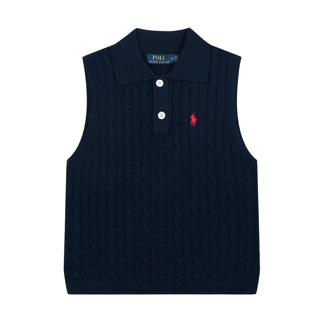 P166 💰 "Top quality" Style number: DS023# (not off the shelves all year round) [Ralph Lauren POLO lapel solid color pony embroidered logo knitted vest short sleeves] ✅Ralph Lauren Ralph Lauren classic basic versatile all-season cardigan knitted POLO vest vest short sleeves ✅Main supplier platform live broadcast Wholesale entity Replacement when out of stock Not off the shelf ✅ZP quality 1:1 version Scan the code to enter the GF website Counter quality ✅Details and quality are the only one in Guangzhou. Imported quality cotton yarn, focusing on high-end, cost-effective. Needless to say good quality. ✅Restore the original version. The maximum size can be worn up to 150 pounds. Loose, comfortable and stress-free. Olive green, denim blue, Chinese red